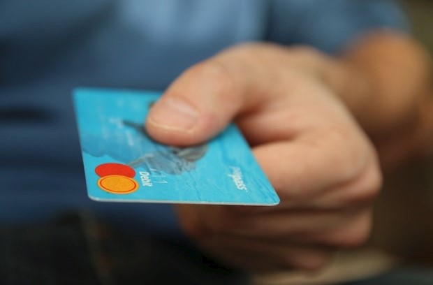 tarjeta de crédito o débito