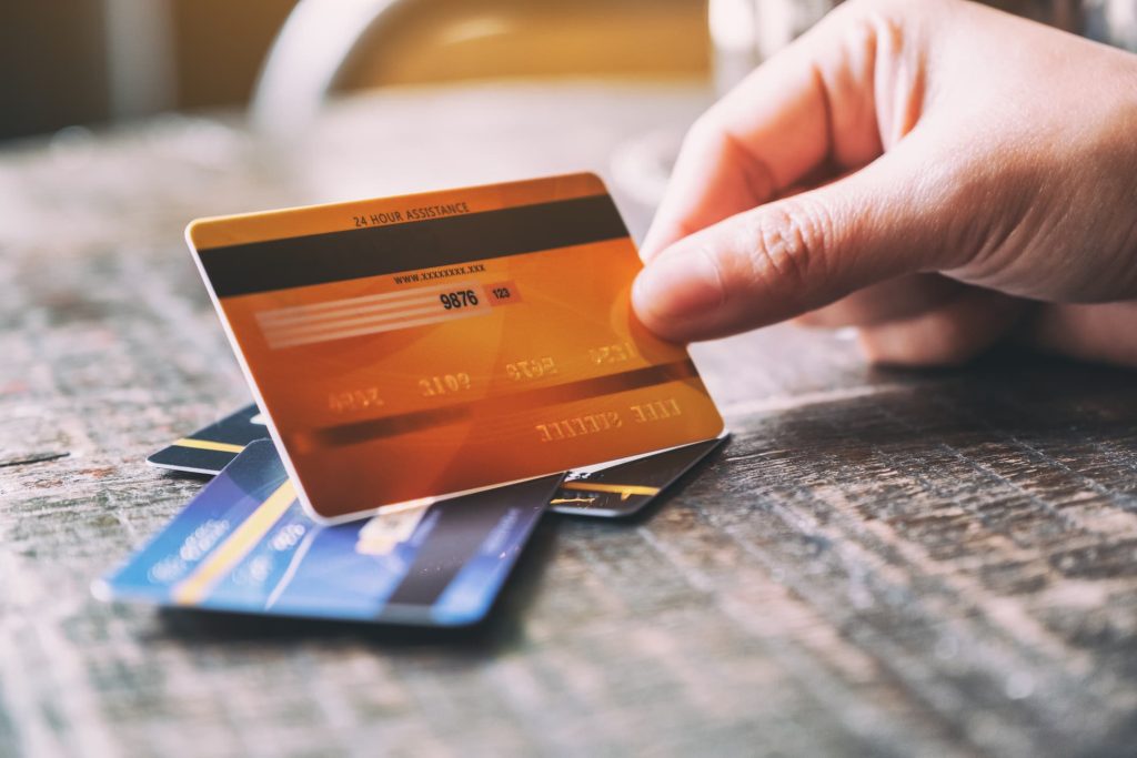 tarjeta de crédito en el alquiler